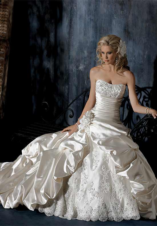 wedding gowns in East Texas